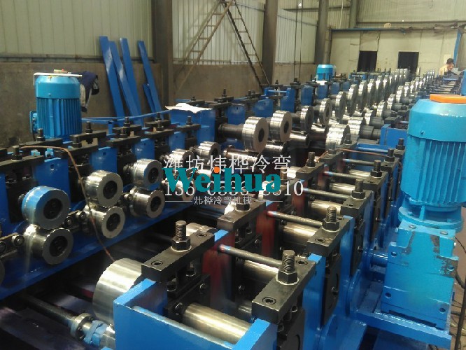 槽式電纜橋架自動生產線